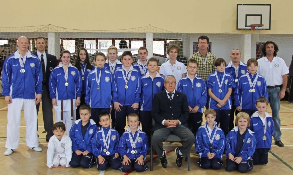 Országos Bajnokság - Csoportkép Shibamori Shihannal Országos Bajnokság - Csoportkép Shibamori Shihannal