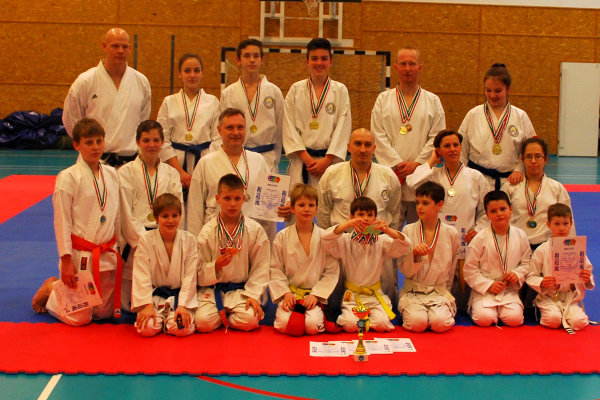 SZAC karate versenyz�i