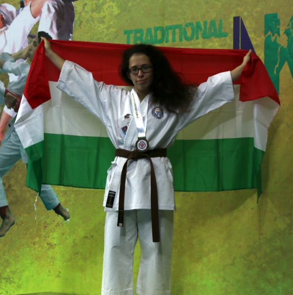 Dud�s �va - Karate Vil�gbajnok