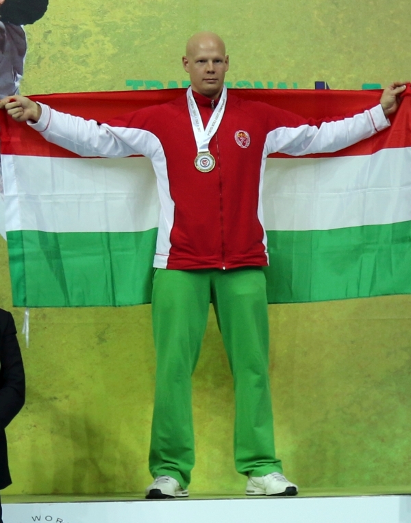 P�nzes Tam�s - Karate Vil�gbajnok