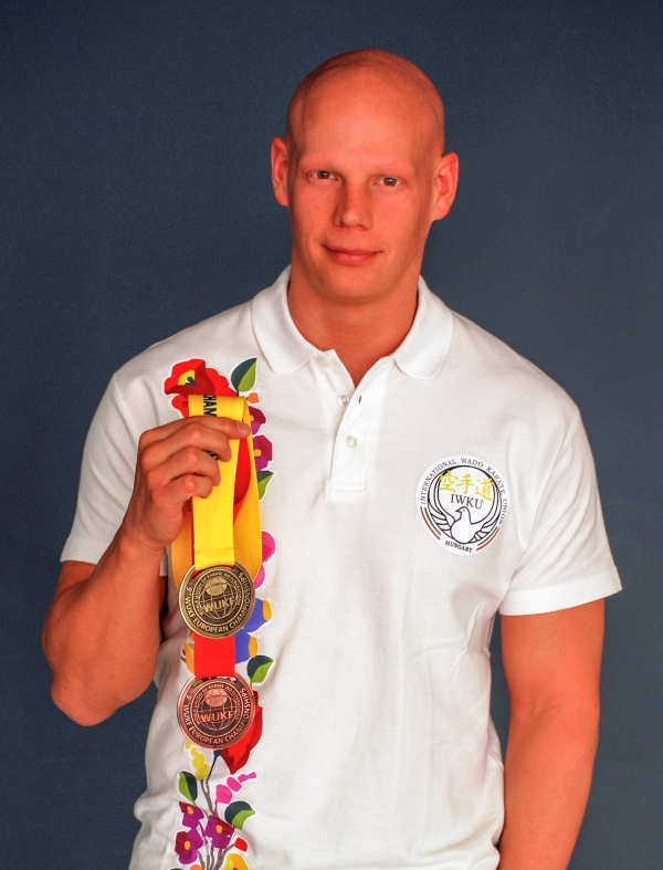 P�nzes Tam�s - Wado-ryu kata Eur�pa-bajnok, �s kumite Eur�pa-bajnoki bronz�rmes - 9. WUKF Karate Eur�pa-bajnoks�g
