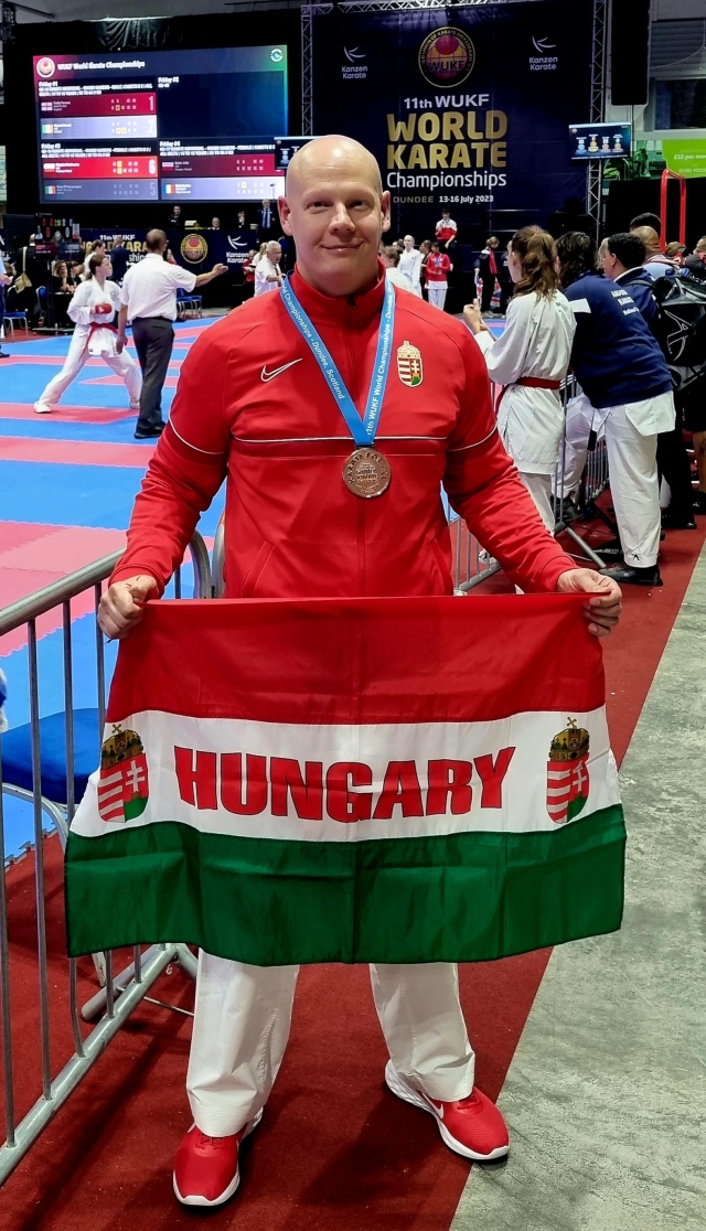 P�nzes Tam�s - Feln�tt kumite +85 kg vil�gbajnoki bronz�rmes